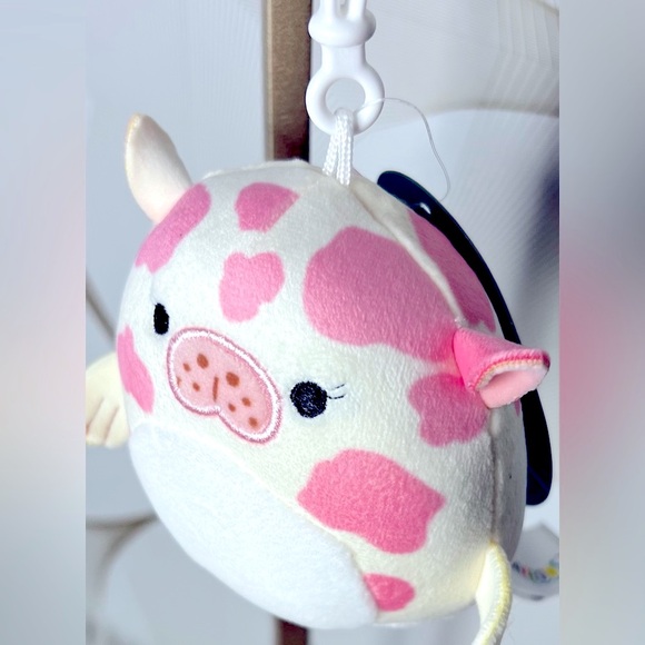 Squishmallow Mondy the Seacow Clip 3” NWT - Picture 3 of 3